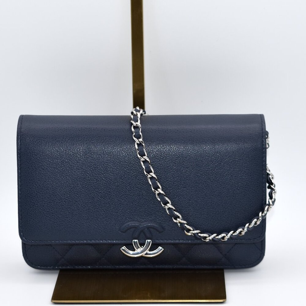 Chanel Grained Calfskin Quilted CC Wallet on Chain WOC in Navy Blue